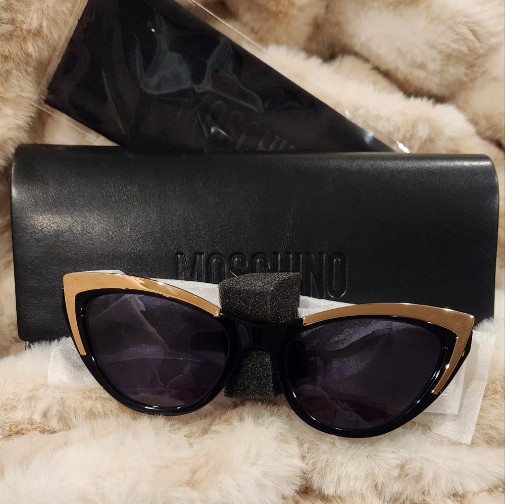 Moschino MOS094/S Sunglasses Color: Black/Grey Color Code: 807/R - Picture 10 of 12